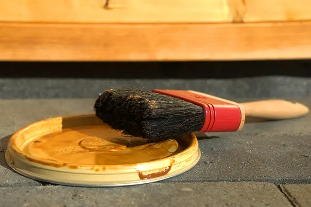 7 Idées DIY Faciles pour Redonner Vie à Vos Vieux Meubles