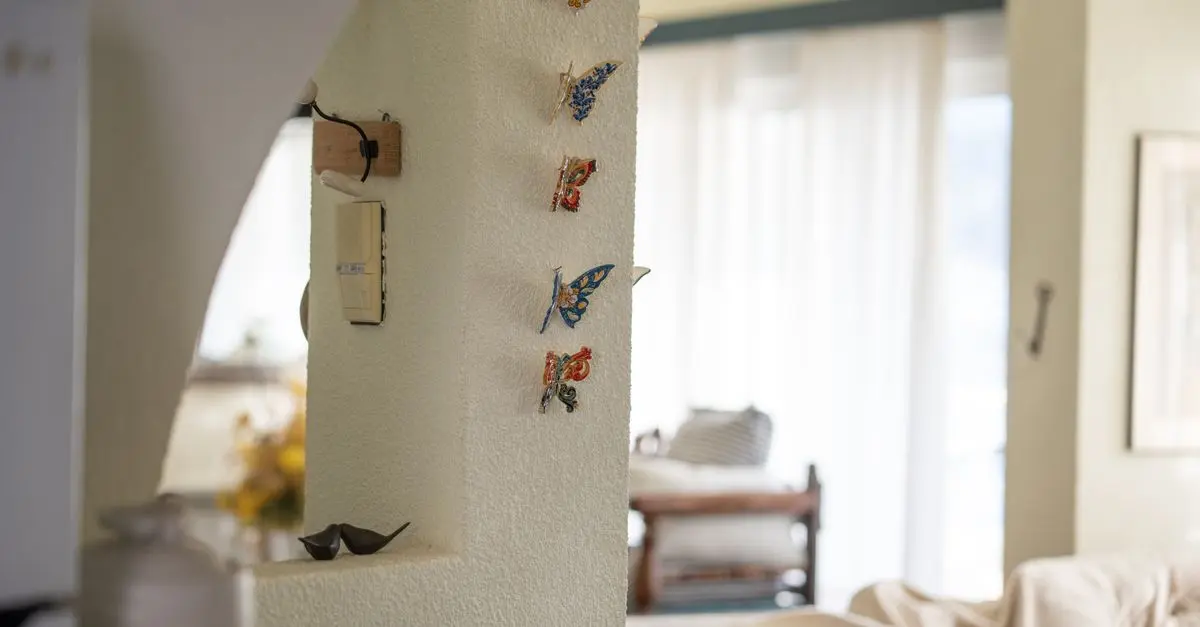 10 Astuces DIY pour Créer des Décorations Murales Économiques