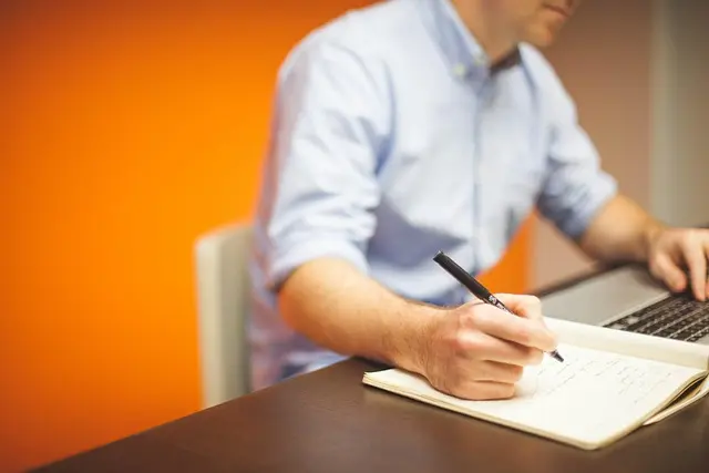 10 idées DIY faciles pour personnaliser vos objets du quotidien