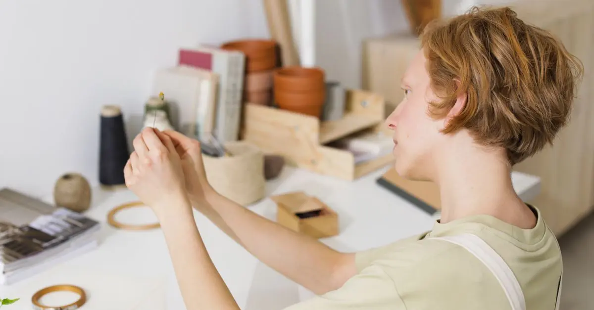 10 Idées DIY Créatives pour Décorer Votre Maison avec Style