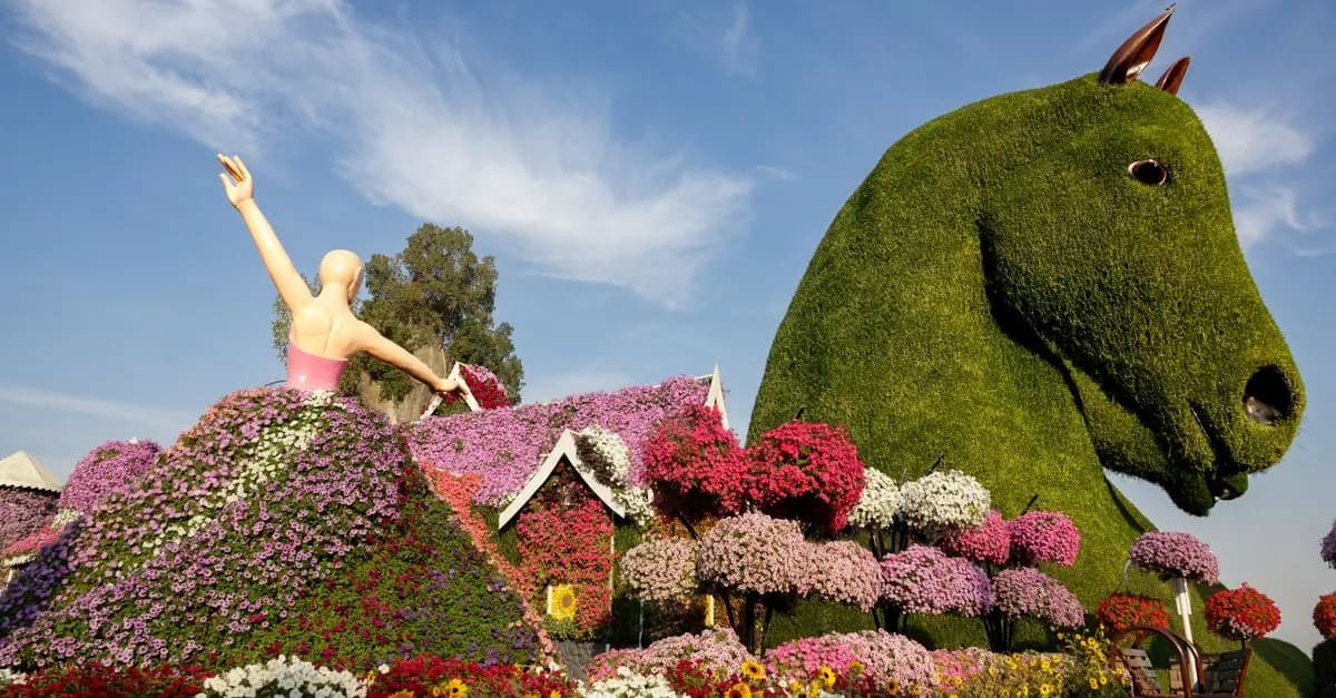 10 Easy DIY Ideas for Brightening Up Your Garden