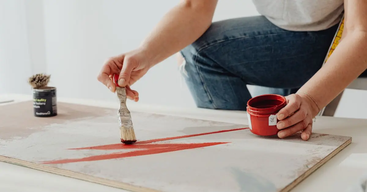 10 idées DIY pour transformer vos vieux meubles