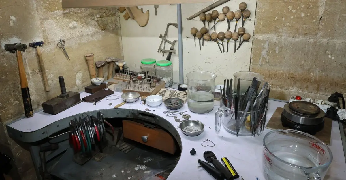 Introduction to Metal Crafting: Simple Projects