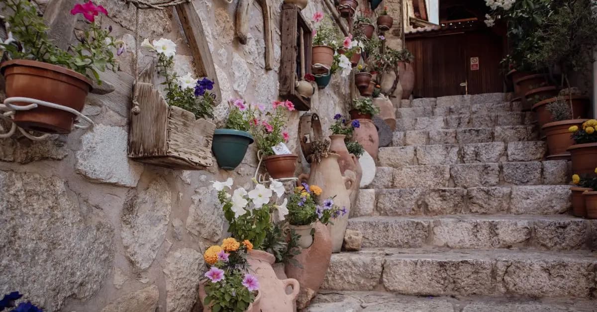 10 Easy DIY Ideas to Transform Your Garden