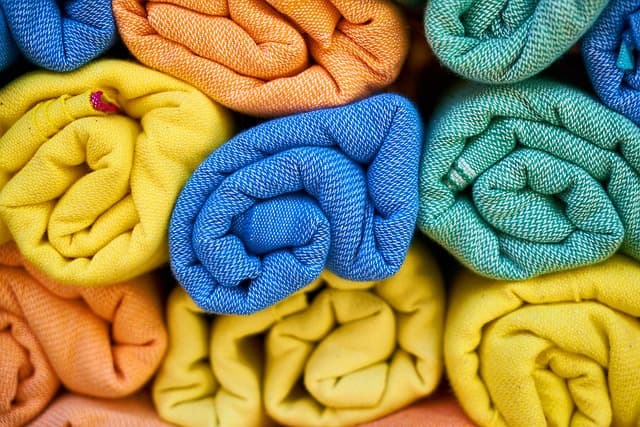 Comment créer un jardin vertical DIY avec des matériaux recyclés